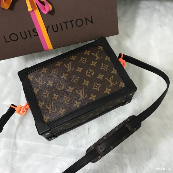 VUITTON BOX LOUIS 0118